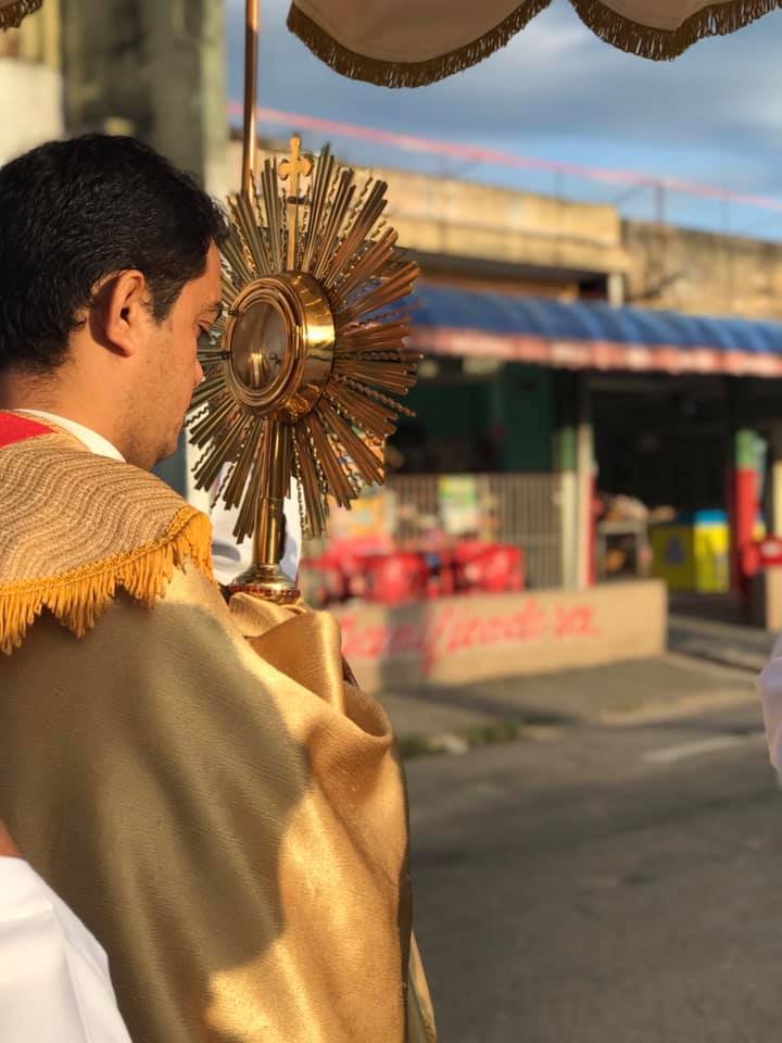 Reprodução/Facebook/Paróquia Nossa Senhora da Glória