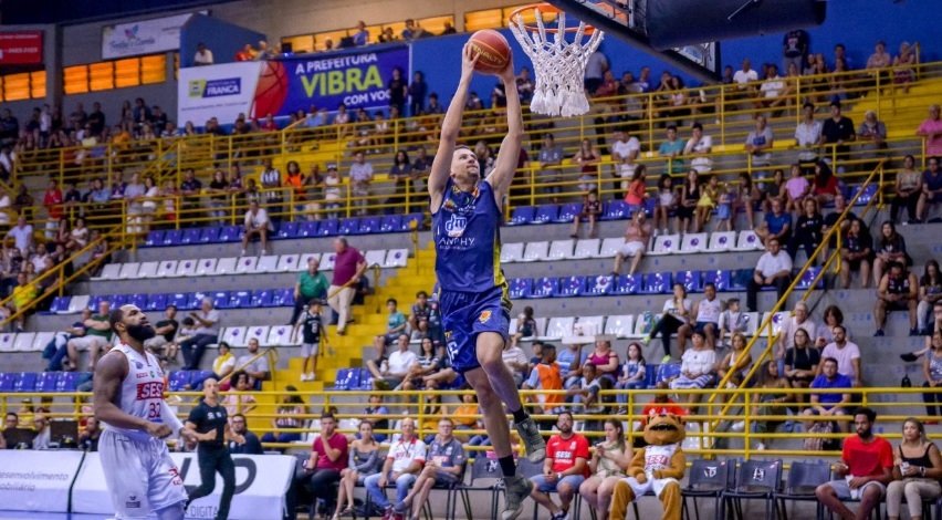 Arthur Marega Filho/São José Basketball